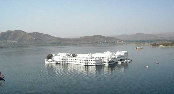 Golden Triangle Tour with Udaipur