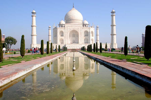 Agra Tour and Travel Guide