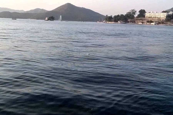 Udaipur Tour and Travel Guide